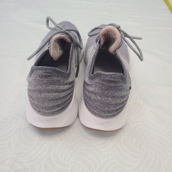New Balance Shoes Womens Fresh Foam Roav Running Sneakers Gray LowSize 8.5 - Picture 3 of 6